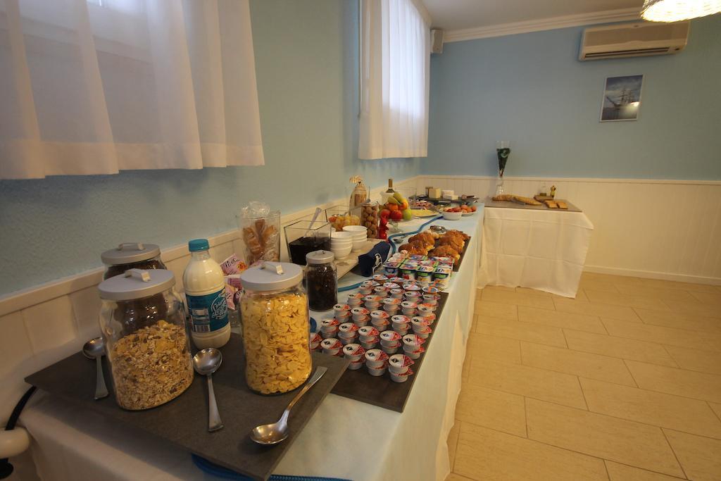 Hotel Belvedere Spiaggia ريميني المظهر الخارجي الصورة