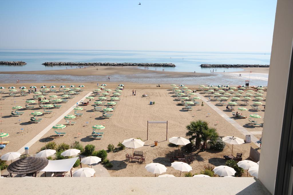 ريميني Hotel Belvedere Spiaggia المظهر الخارجي الصورة