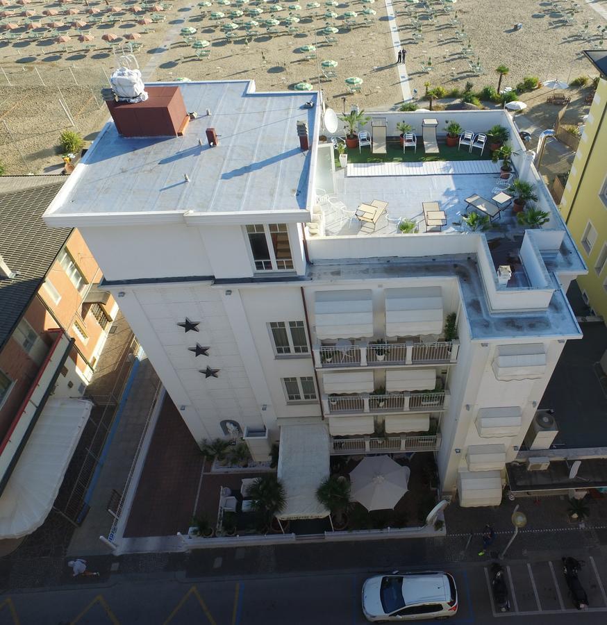 Hotel Belvedere Spiaggia ريميني المظهر الخارجي الصورة